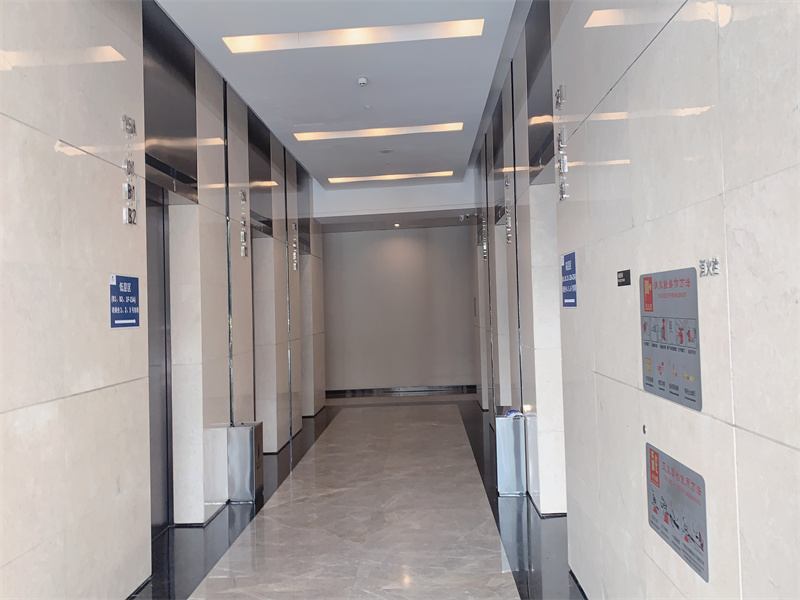 电梯厅